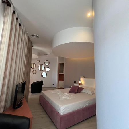 Icon Hotel Vlorë Εξωτερικό φωτογραφία
